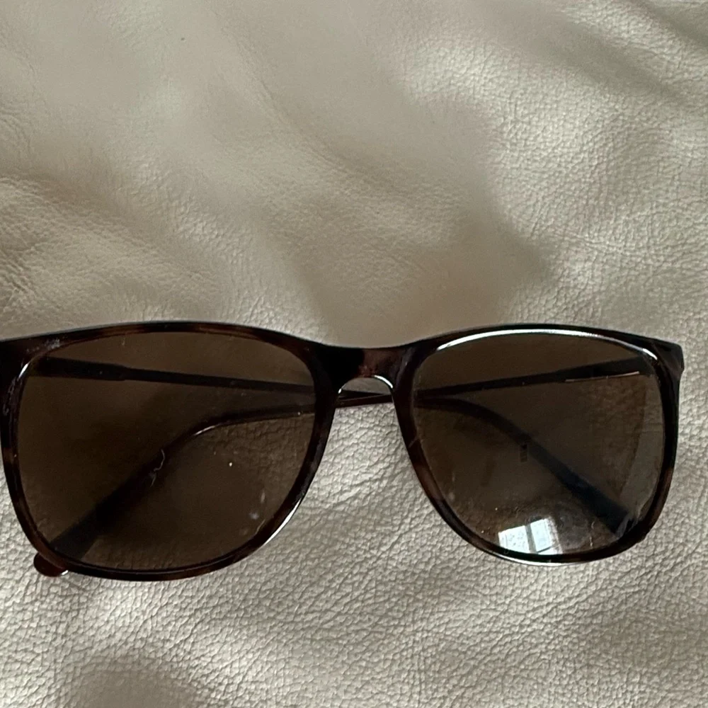 Stylish Brown Sunglasses